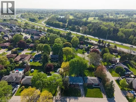 272 Alma Lane Ancaster ON L9G 2T5