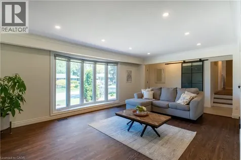 272 Alma Lane Ancaster ON L9G 2T5