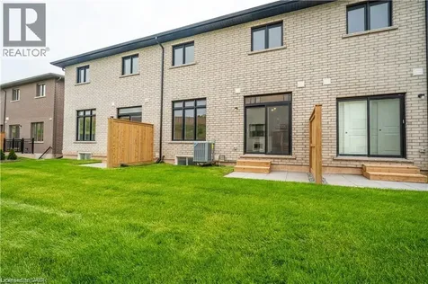 4552 Portage Road Niagara Falls ON L2E 6A8