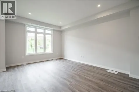 4552 Portage Road Niagara Falls ON L2E 6A8