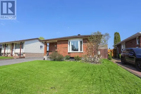 34 Robin Street Sault Ste Marie ON P6A 5X9