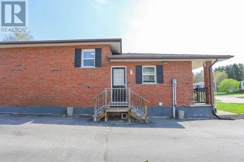 34 Robin Street Sault Ste Marie ON P6A 5X9