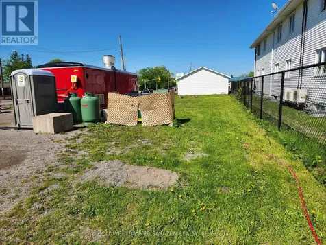 182 Daniel Street South Arnprior ON K7S 2L8