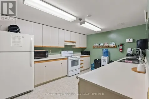 200 Lafontaine Avenue Ottawa ON K1L 8K8
