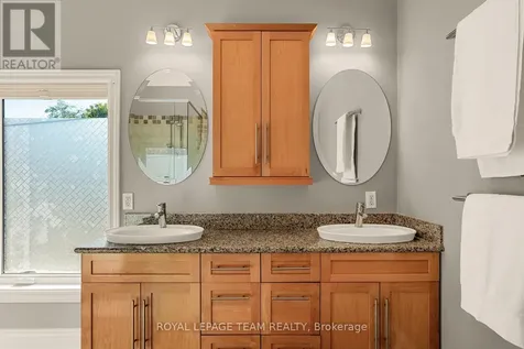150 Guigues Avenue Ottawa ON K1N 5H9