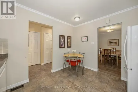 4 Almond Lane Ottawa ON K2L 3T2