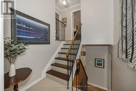4 Almond Lane Ottawa ON K2L 3T2