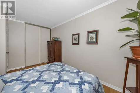 4 Almond Lane Ottawa ON K2L 3T2