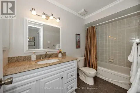 4 Almond Lane Ottawa ON K2L 3T2