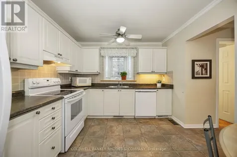 4 Almond Lane Ottawa ON K2L 3T2