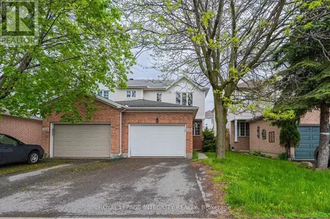 1213 Clyde Avenue Ottawa ON K2C 1Y3