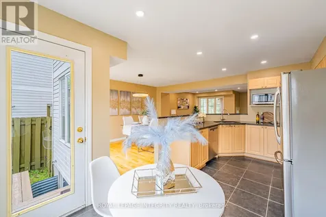 1213 Clyde Avenue Ottawa ON K2C 1Y3