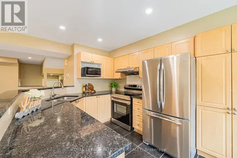 1213 Clyde Avenue Ottawa ON K2C 1Y3