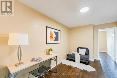 1213 Clyde Avenue Ottawa ON K2C 1Y3