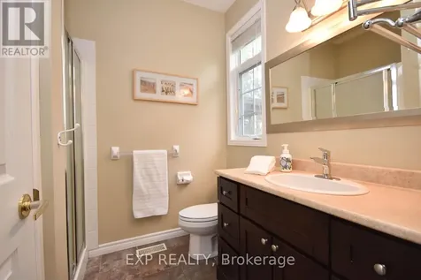 29 Stonecroft Terrace Ottawa ON K2K 2V1