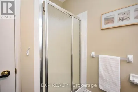 29 Stonecroft Terrace Ottawa ON K2K 2V1