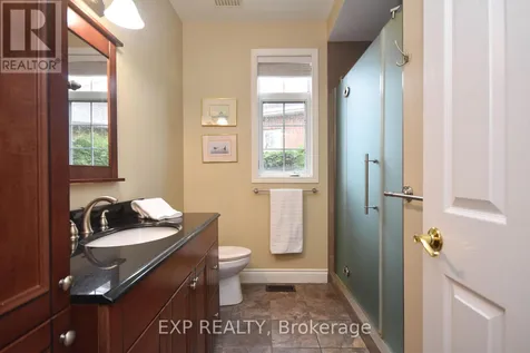 29 Stonecroft Terrace Ottawa ON K2K 2V1