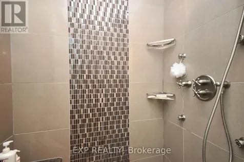 29 Stonecroft Terrace Ottawa ON K2K 2V1