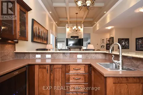 29 Stonecroft Terrace Ottawa ON K2K 2V1