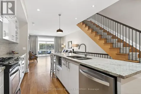 213 Ivy Crescent Ottawa ON K1M 1X9