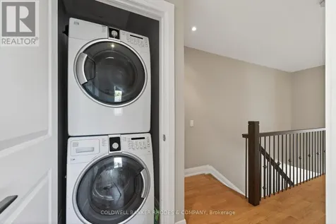 213 Ivy Crescent Ottawa ON K1M 1X9
