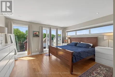 213 Ivy Crescent Ottawa ON K1M 1X9