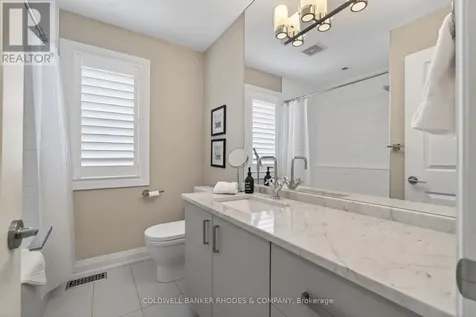 213 Ivy Crescent Ottawa ON K1M 1X9