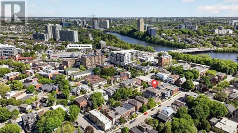 213 Ivy Crescent Ottawa ON K1M 1X9