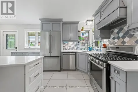 306 Normandy Avenue Waterloo ON N2K 1X7