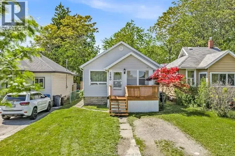 3790 Glenfield Windsor ON N9C 2B2