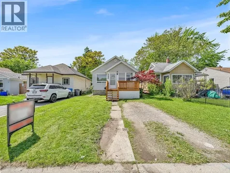 3790 Glenfield Windsor ON N9C 2B2