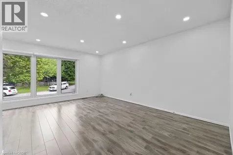 24 Tara Crescent Thorold ON L2V 4M1