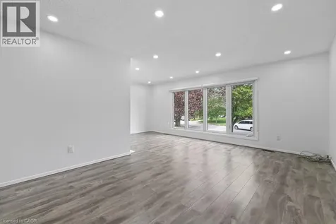 24 Tara Crescent Thorold ON L2V 4M1