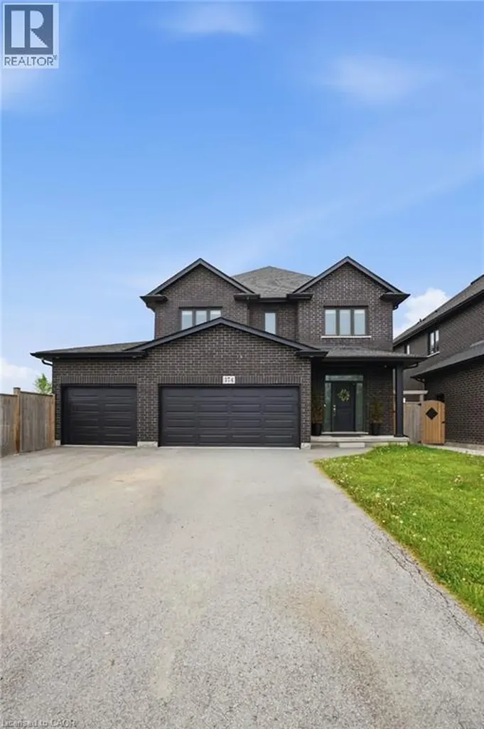 374 Viger Drive South Welland ON L3B 0E2