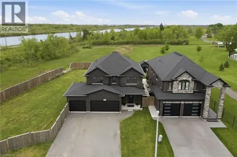374 Viger Drive South Welland ON L3B 0E2