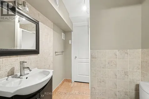 4091 Canyon Walk Drive Ottawa ON K1V 1V8