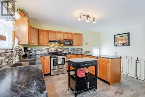 3301 Ross Avenue Cornwall ON K6K 1G3