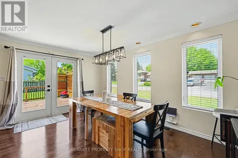 875 Kenyon Crescent Cornwall ON K6H 6Z1