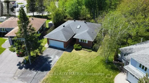 72 Castlebeau Street Russell ON K0A 1W0