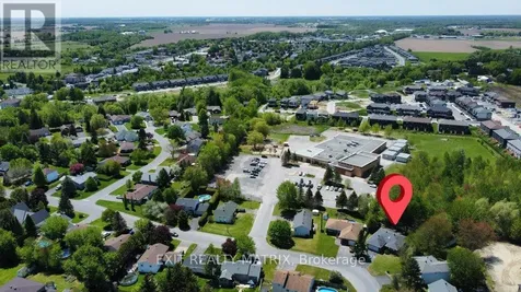 72 Castlebeau Street Russell ON K0A 1W0