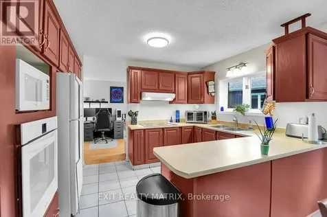 72 Castlebeau Street Russell ON K0A 1W0