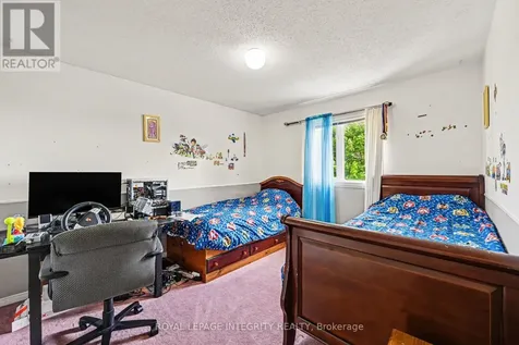 168 Springwater Drive South Ottawa ON K2M 2A1