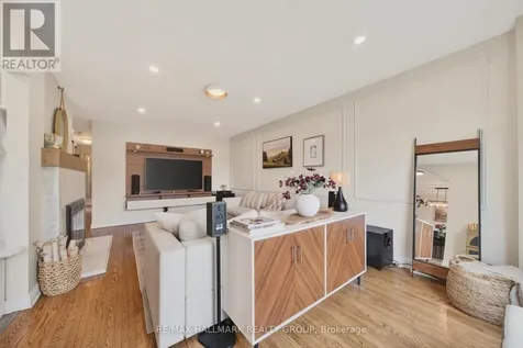 1081 Foley Avenue Ottawa ON K1G 2R4