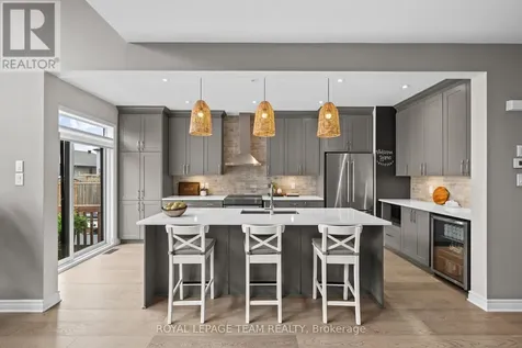 84 Warrior Street Ottawa ON K2V 0M2
