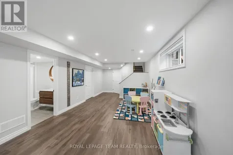 84 Warrior Street Ottawa ON K2V 0M2