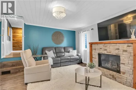 296 Weber Street East Kitchener ON N2H 1G2