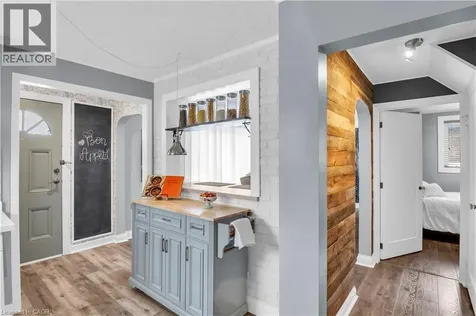 296 Weber Street East Kitchener ON N2H 1G2