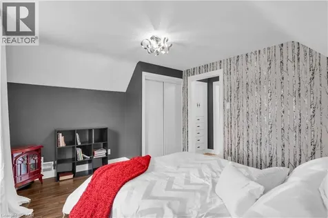 296 Weber Street East Kitchener ON N2H 1G2