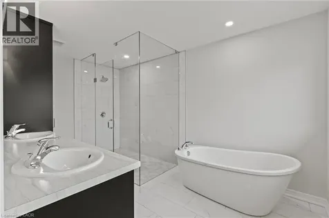 150 Hodgkins Avenue Thorold ON L2V 1M1