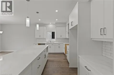 150 Hodgkins Avenue Thorold ON L2V 1M1